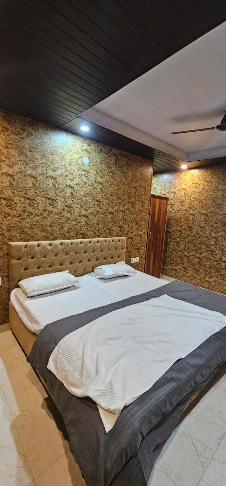 Hotel Mussoorie Gold Mary Exteriör bild