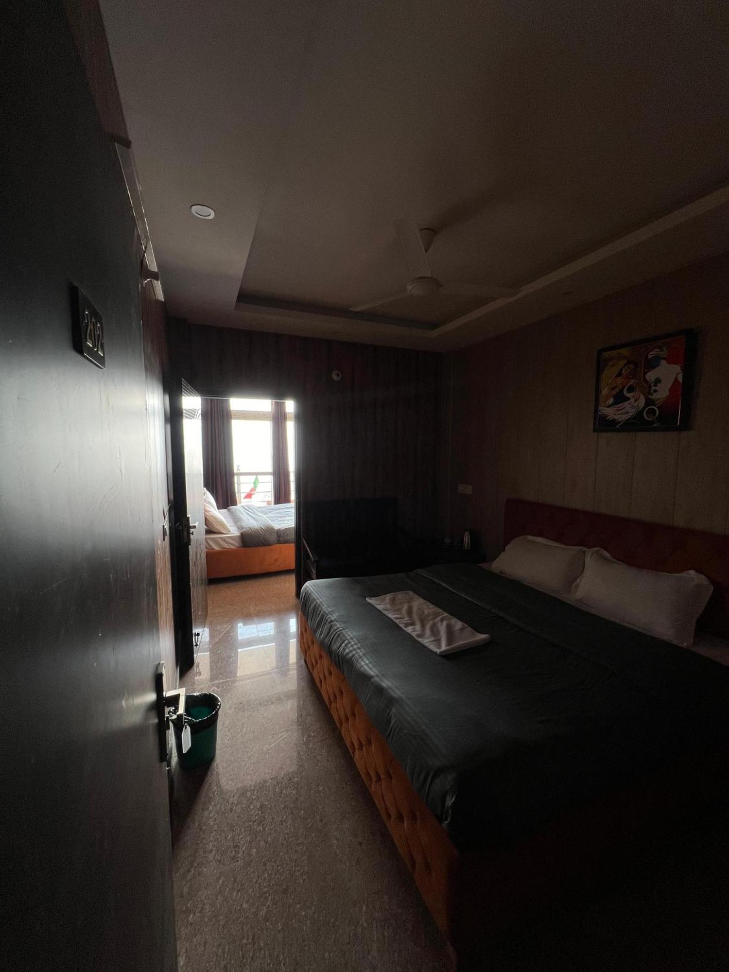 Hotel Mussoorie Gold Mary Rum bild